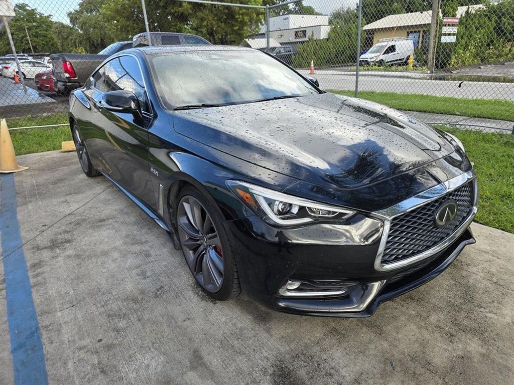 2019 INFINITI Q60 RED SPORT 400's photo