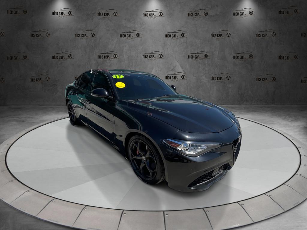 2017 Alfa Romeo Giulia 2.0 Ti Auto's photo