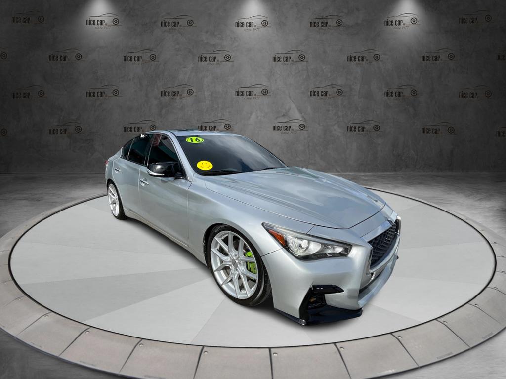 2016 INFINITI Q50