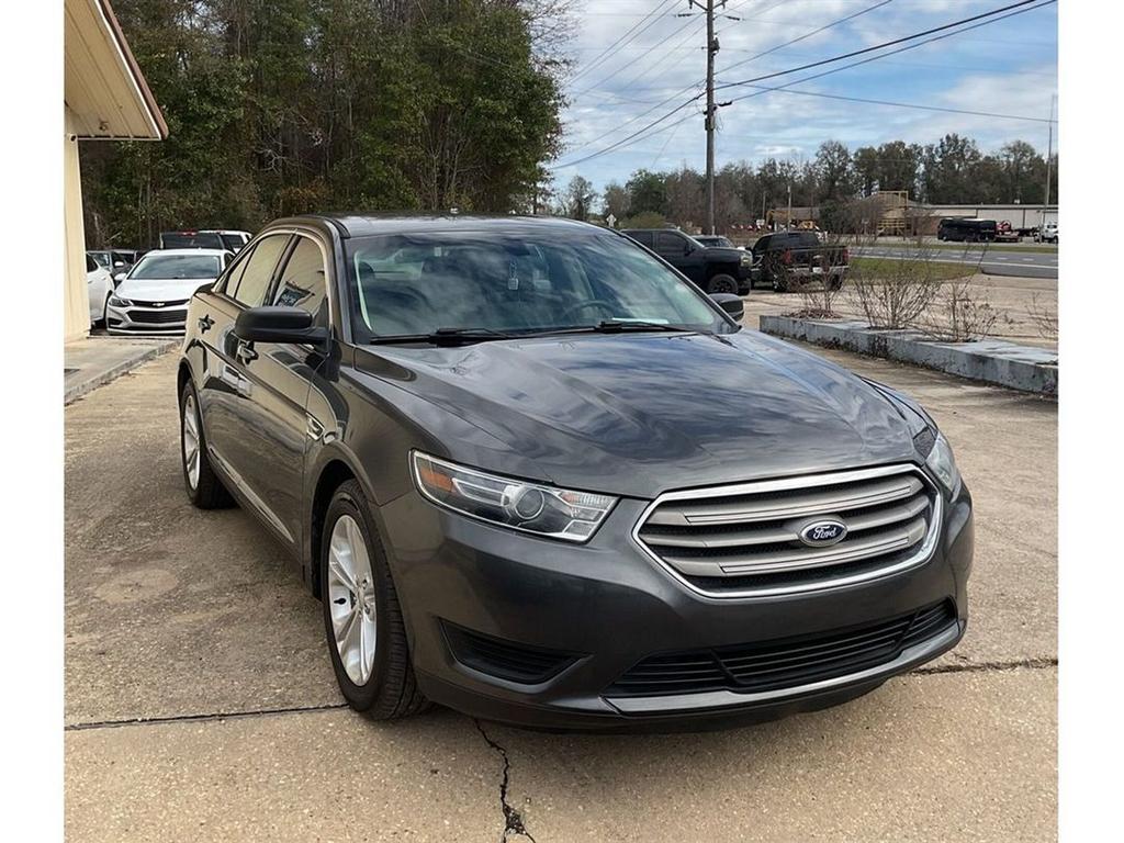 2016 Ford Taurus